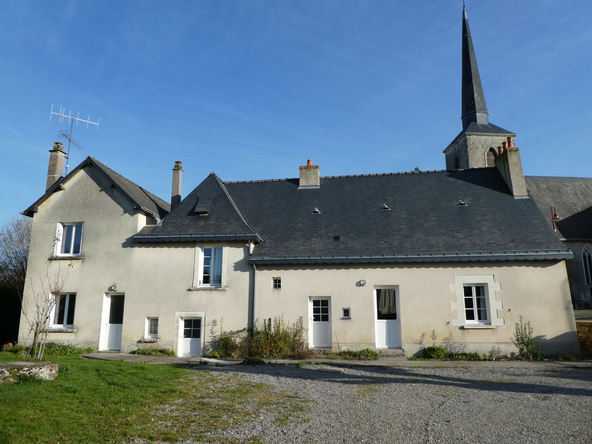 Livraison des trois gîtes des Petites Soeurs de Marie Mère du Rédempteur